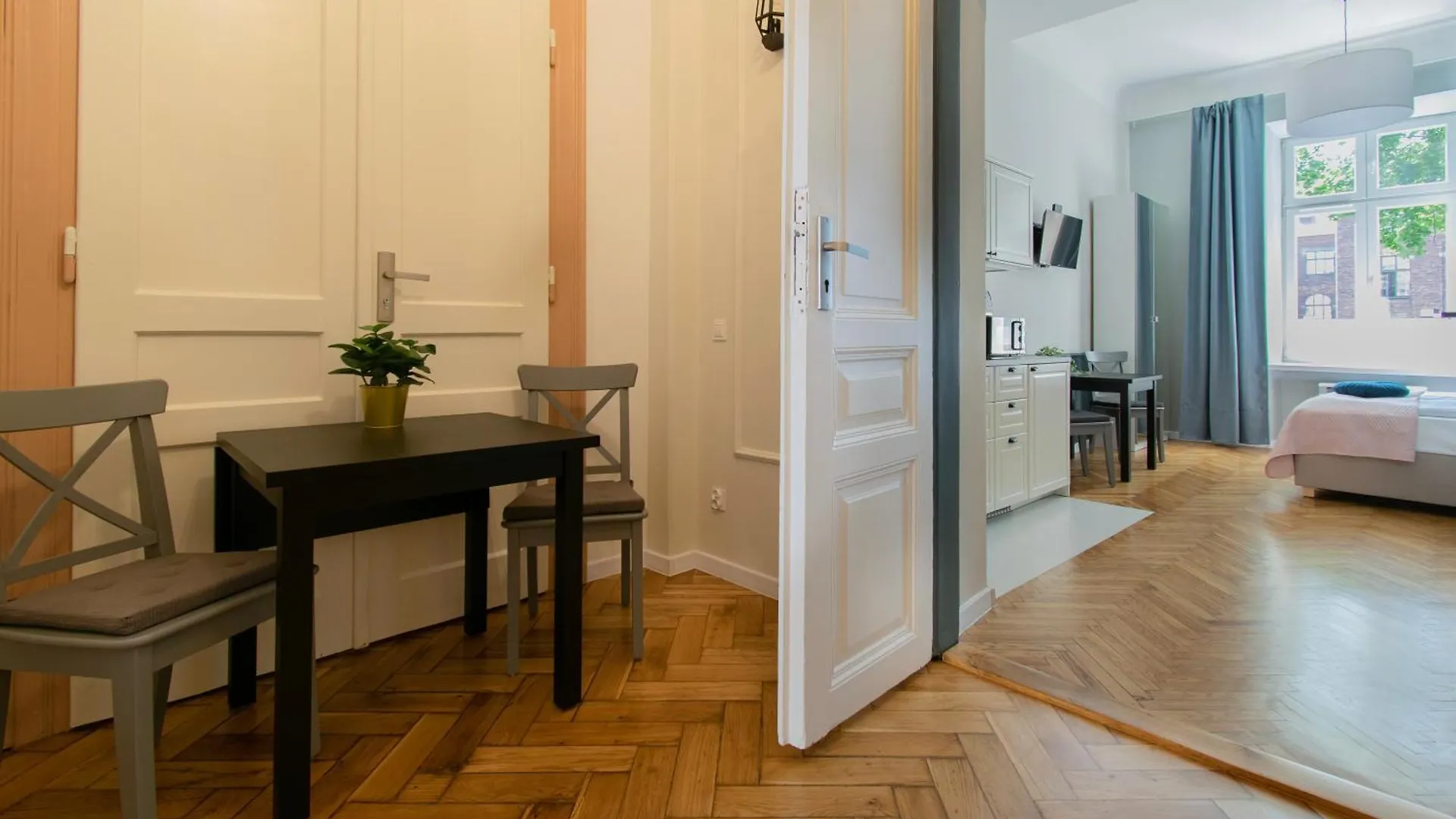 Modern Apartments Pilsudskiego Street Krakow Poland