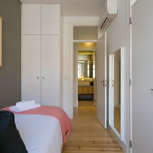 https://altido-elegant-city-deluxe-apartment-altido-luxurious-3.hotels-lisbon-portugal.com